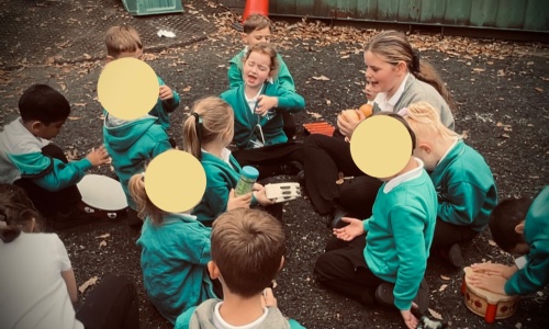 The Power of Peer Music Making: Older Pupils as Musical Role Models